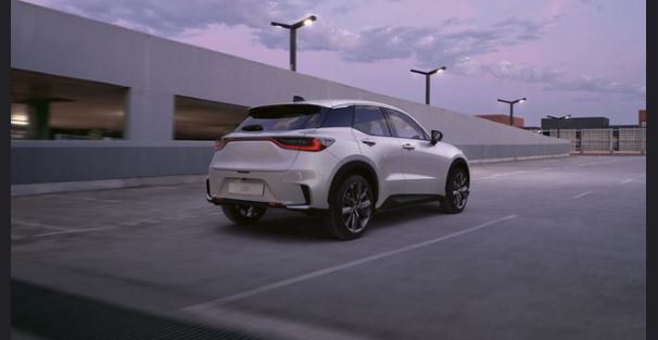 Lexus LBX Aküsü Kaç Amper?