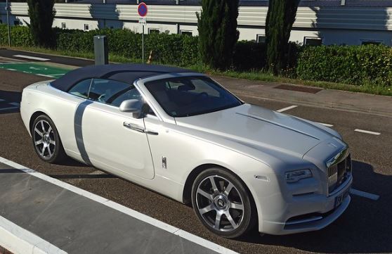 Rolls-Royce Dawn Aküsü Kaç Amper?